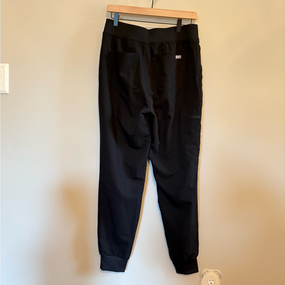 Figs • High Waisted Black Zamora Jogger Medical Scrub Pant Office Nurse Sz Med - Picture 10 of 14